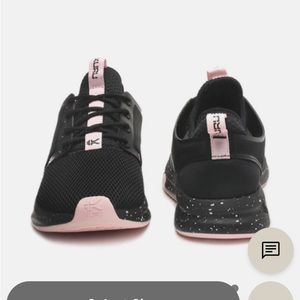 Kuru Atom running shoes